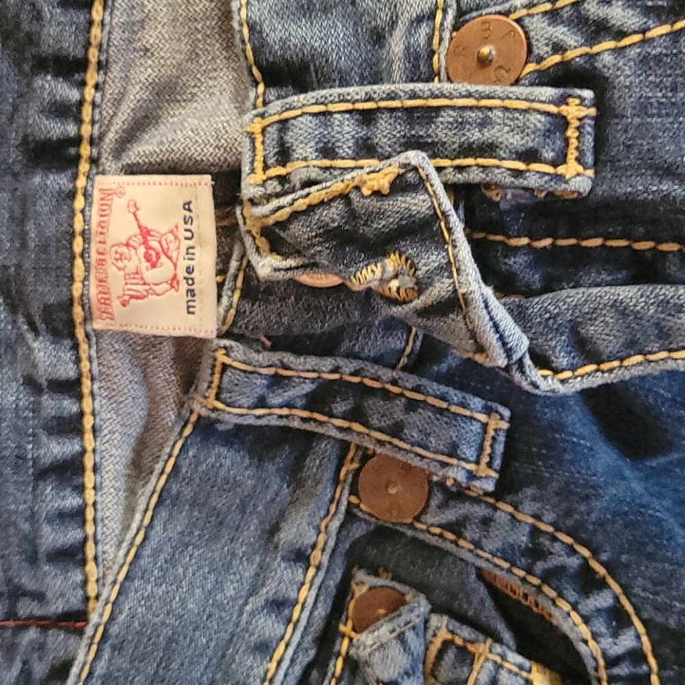 True Religion - Picture 5 of 6
